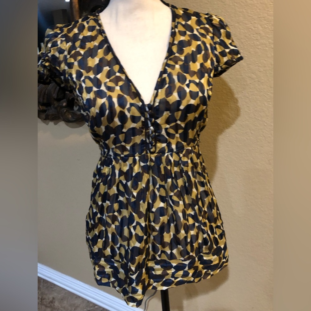 BCBG‎ Maxazria womens silk dressy top size x-small -D1